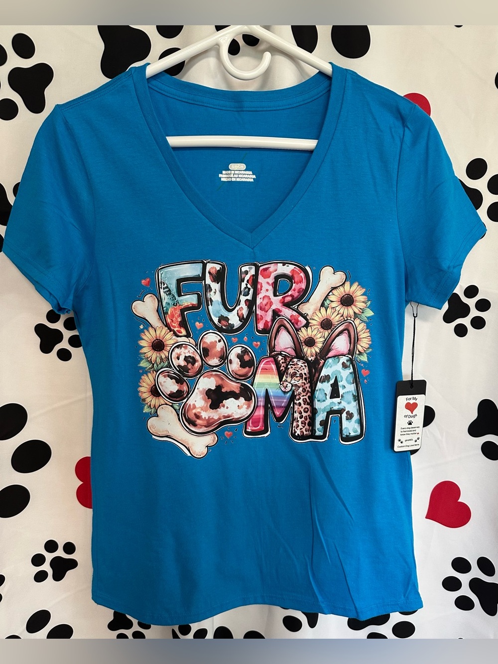 Dog Graphic V-Neck Tee - NWT/NIP
